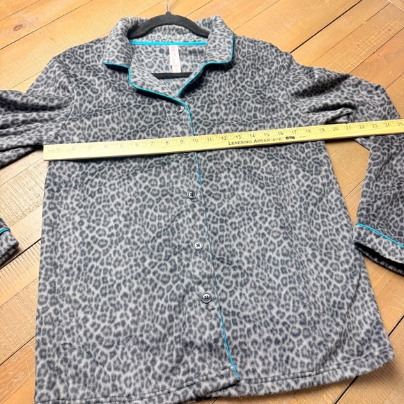 Gilligan & O’Malley NWOT Leopard Print Pajama Set Button Front Size Small Medium - Picture 13 of 16